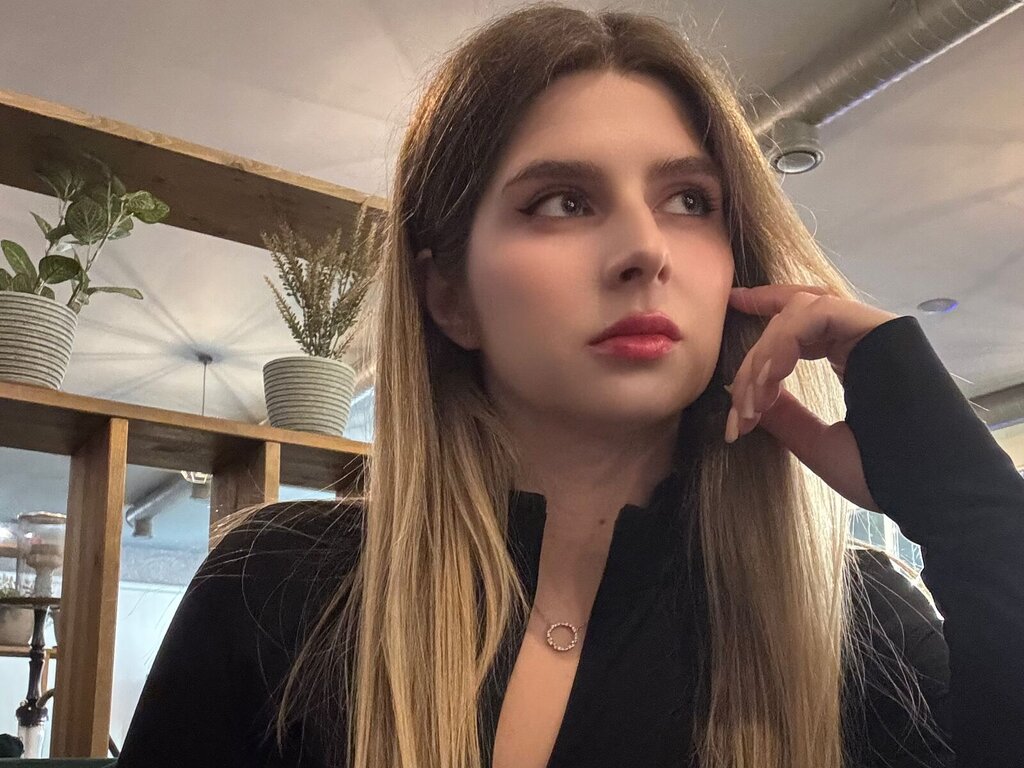 AnnyApril's live cam