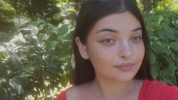ArianaThomaso's live cam