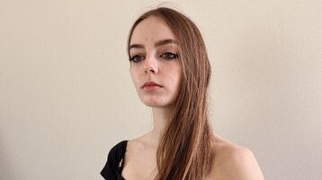 BarbaraMcDaniel's live cam
