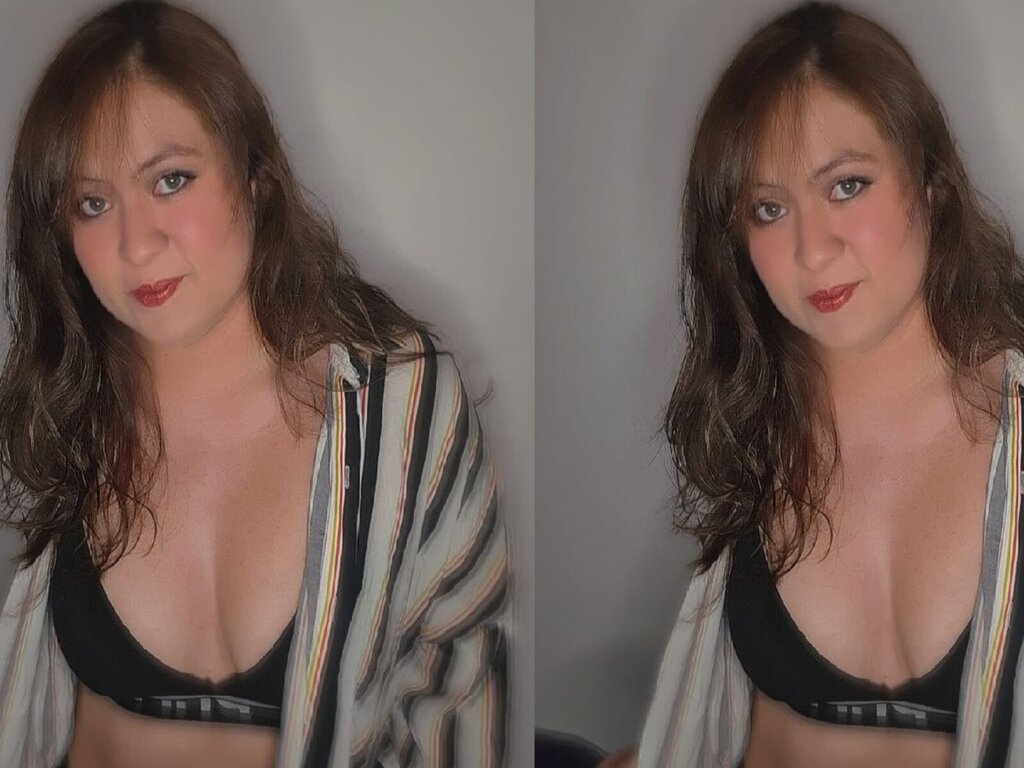 BellaVibes's live cam
