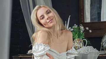 BereniceBossom's live cam