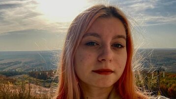 BonnieBolam's live cam