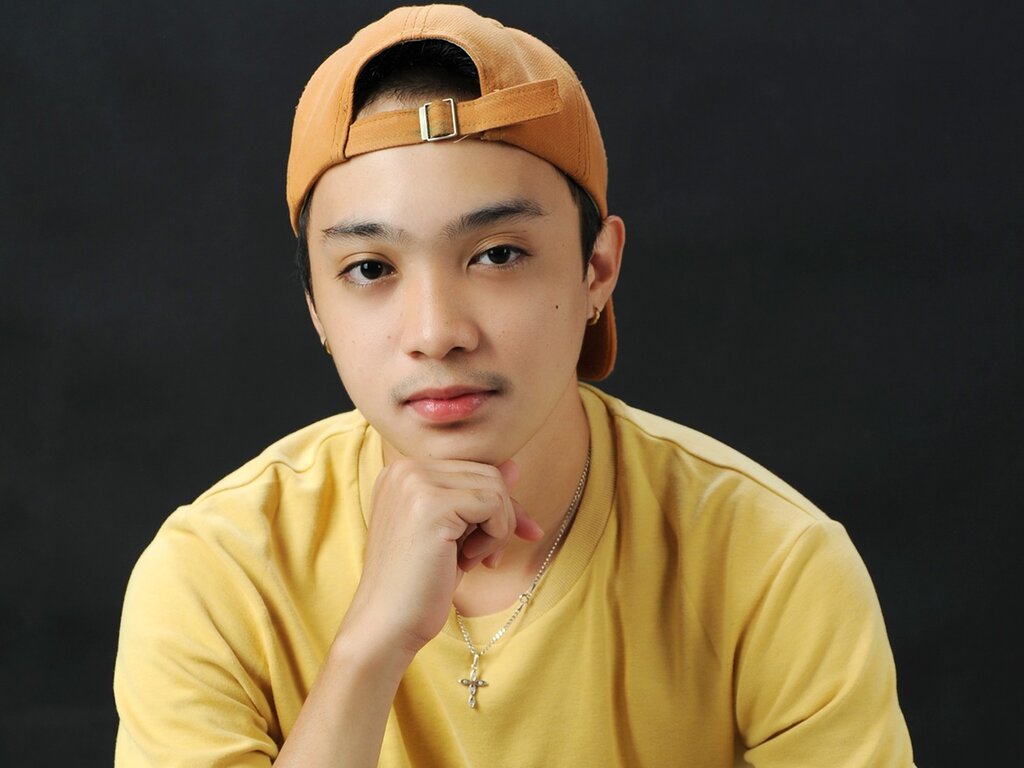 CalebAustin's live cam