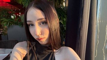 CloverChesser's live cam