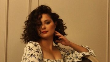 FloraHaviland's live cam