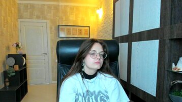 HildaHelme's live cam