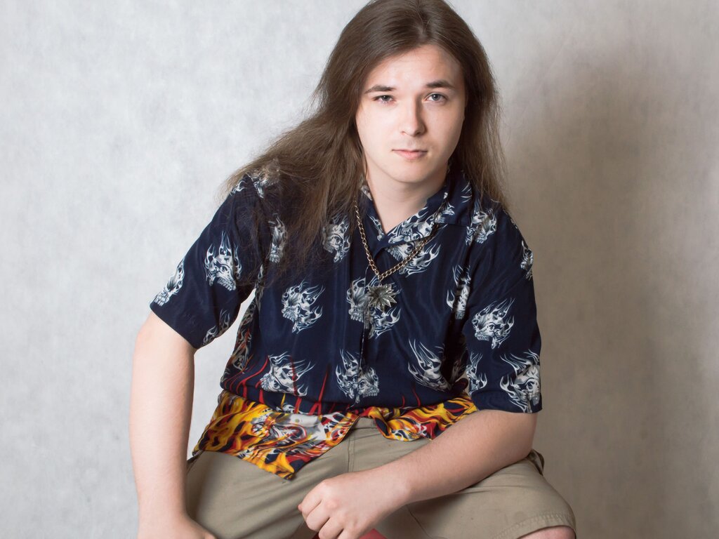 JamesHudson's live cam