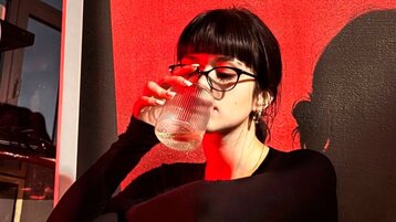 JaneyNoir's live cam