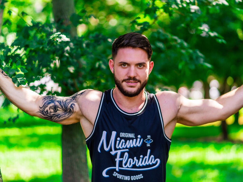 JavierHudson's live cam