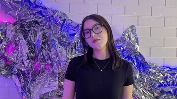 JenniferGibson's live cam