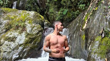 JonnyLorenz's live cam