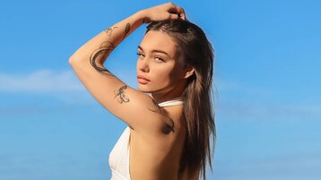 KitsyMoore's live cam