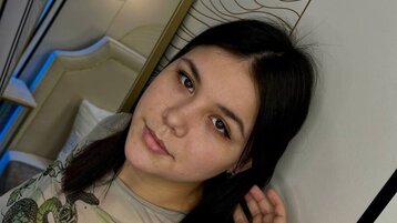 LizzieWild's live cam