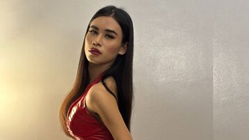 LucineSebastian's live cam