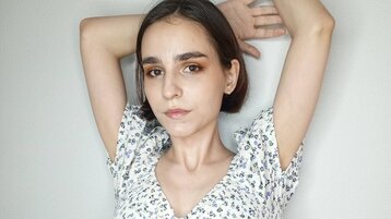 LynetCruise's live cam