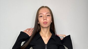LynneBlues's live cam