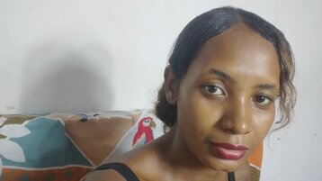 MarielleAnnicka's live cam