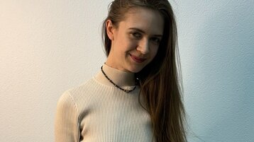 MaxineFrail's live cam