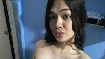 MiyakaStacey's live cam