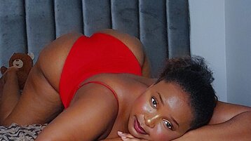 MysticRaye's live cam