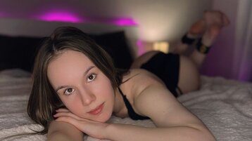 RinaRight's live cam