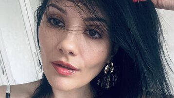 RoxyTravis's live cam