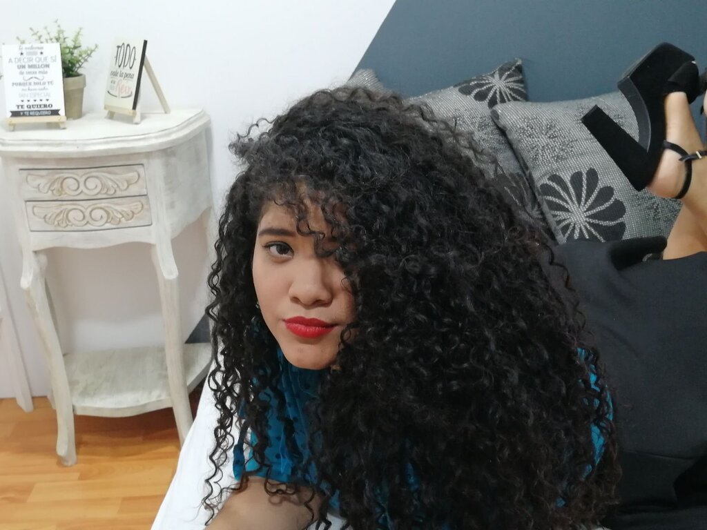 SerenaDuncan's live cam