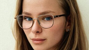 SherylRadzavich's live cam