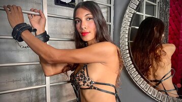 SofiaFerrero's live cam