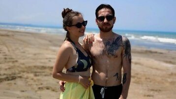 SofiandLiam's live cam