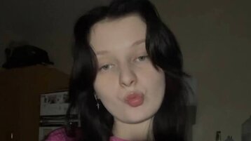 SoledadPonessa's live cam