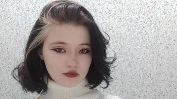 SookPomfret's live cam