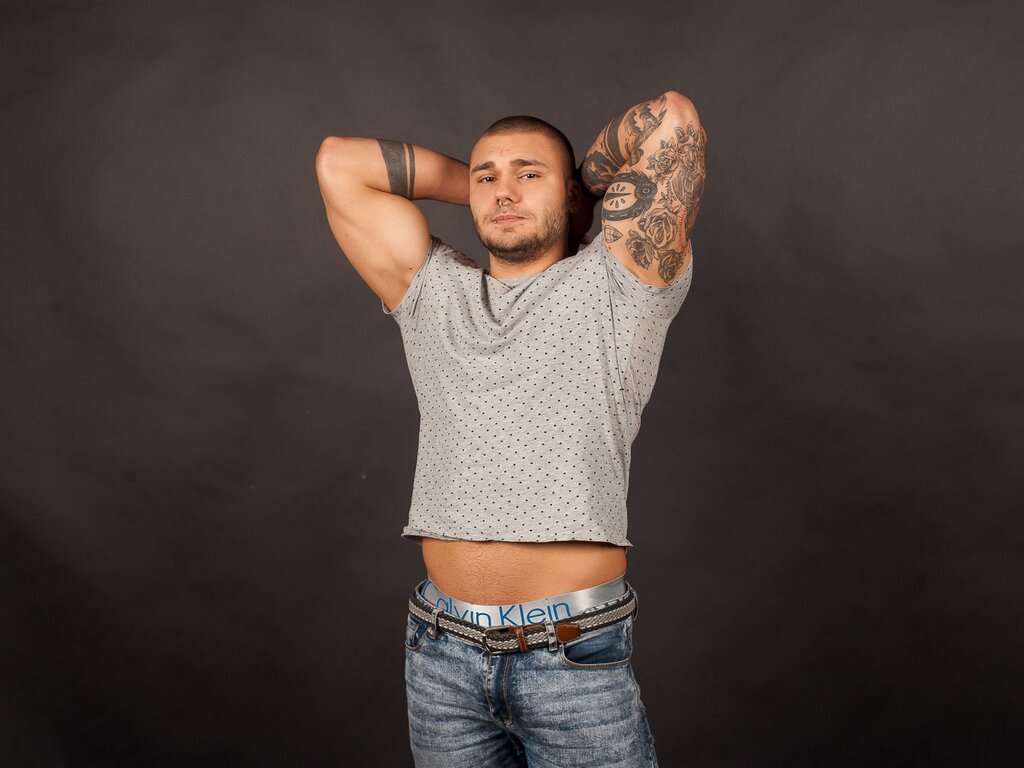 TrayHUNK's live cam
