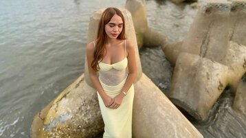 TrinityGomez's live cam