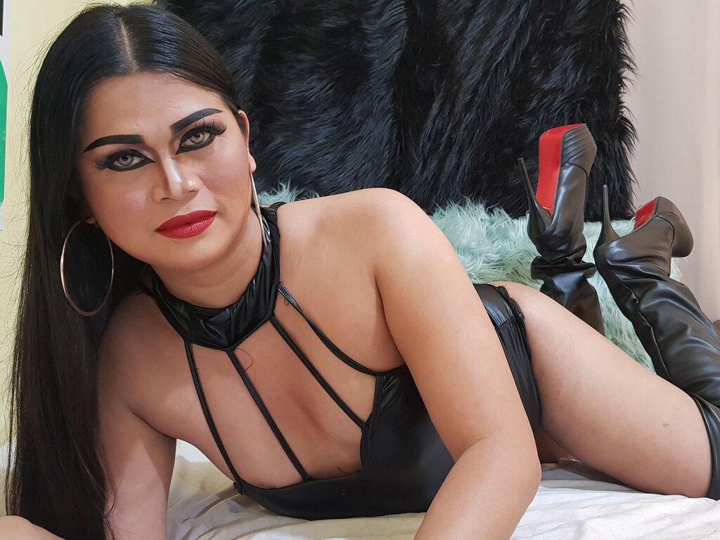 xGODDESSsZAFINAx's live cam