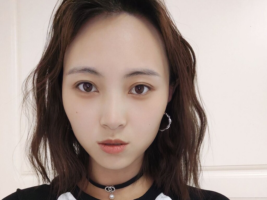 ZhangWeijuan's live cam